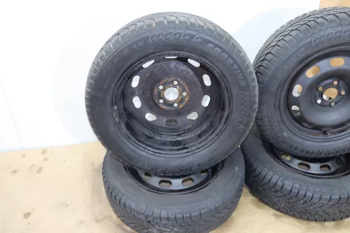 4x VW Golf 4 Bora A3 195/65 R15 91H Winterreifen M+S Reifen Felgen ET38 4-7mm (145425)