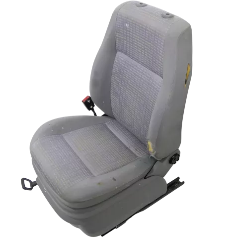 VW Caddy 3 2k Sitz Fahrersitz vorne links Fahrer (ohne die Kopfstütze) (145547)