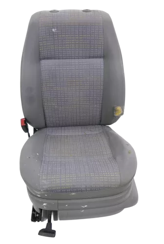 VW Caddy 3 2k Sitz Fahrersitz vorne links Fahrer (ohne die Kopfstütze) (145547)