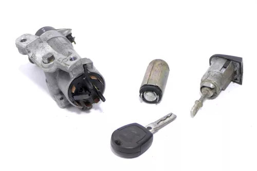 Skoda Octavia 1U Schloßsystem Türschloß Heckschloß Schlüssel Schloß Zündschloß (145958)