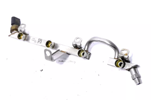 VW Golf Touran Eos Einspritzleiste 03C133317A CDGA Erdgas Gas Kraftstoffverteile