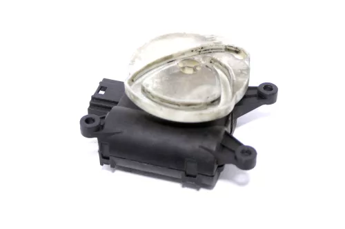 Audi A4 8E Stellmotor für Heizung Temperatur 8E1820511C 8E1820511K (146222)