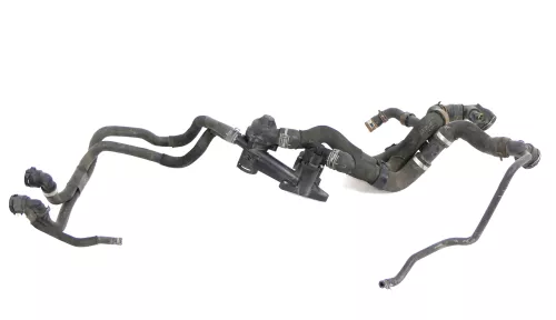 Audi A4 8E B6 Thermostat Gehäuse Schlauch 2,0 ALT 03C121026AF CDGA