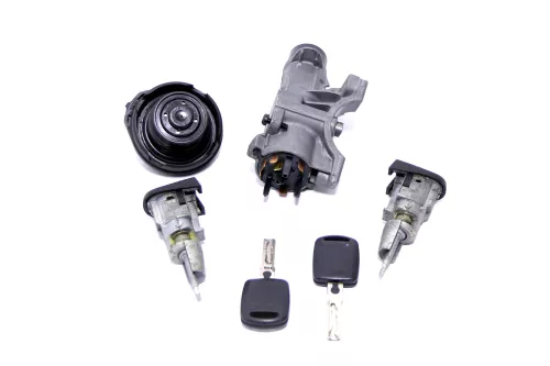 Skoda Fabia 6Y Zündschloß Schloß Zündung 2x Schlüssel + 2x Türschloß links Tür r (146361)