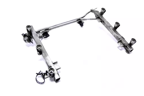 Audi A4 VW Passat 3B Einspritzleiste 078133681ACK APR AQD AGE ATX 2,8 2.8 (146401)