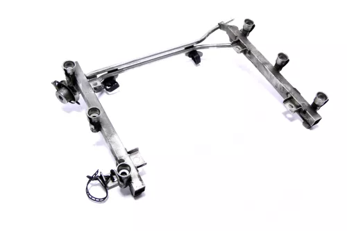 Audi A4 VW Passat 3B Einspritzleiste 078133681ACK APR AQD AGE ATX 2,8 2.8 (146401)