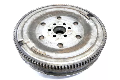 VW Passat 3B A4 B5 Schwungrad Zweimassenschwungrad AVF 1,9 TDI 96kw 136PS (146438)