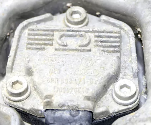 VW Passat 3C Golf Touran Ölwanne 03C103603T 6PR008079 (146472)