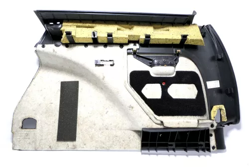 VW Golf 4 Variant Abdeckung Verkleidung Kofferraum hinten links 1J9867423CB schw (146487)