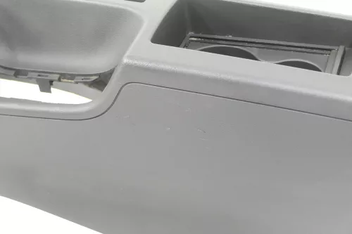 Audi A3 8P Mitteltunnel hinten Verkleidung um Handbremse Konsole schwarz A (146536)