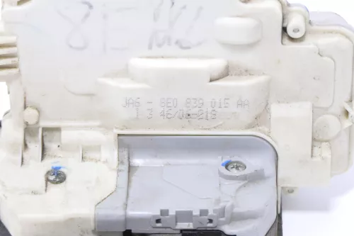 Audi A4 8E Stellmotor Tür Türschloß mit ZV hinten links 8E0839015AA (146765)