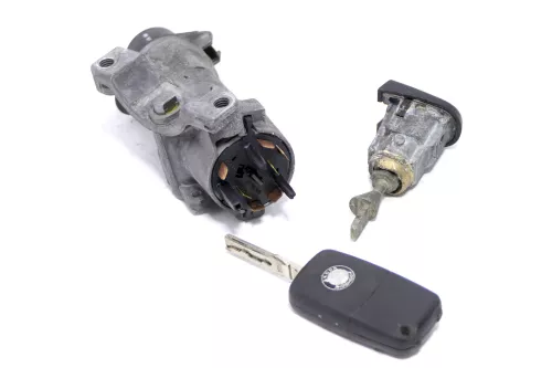 Skoda Fabia 6Y Zündschloß Schloß Zündung 1x Schlüssel + 1x Türschloß links Funk (146798)