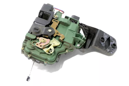 Golf  Passat 3BG  Stellmotor Tür Türschloß mit Zentralverriegelung hinten rechts (146837)