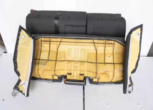 Audi A4 B6 B7 8E Limousine Sitz Rückbank Rücksitzbank hinten schwarz soul (147077)