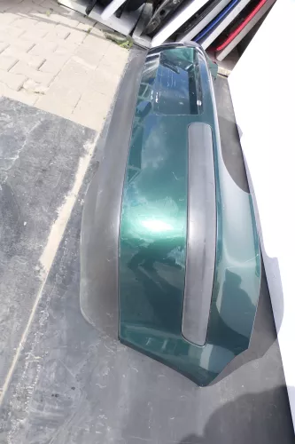 VW Golf 4 Limousine Stoßstange hinten Heckstoßstange Stoßfänger grün LC6M bright (147313)