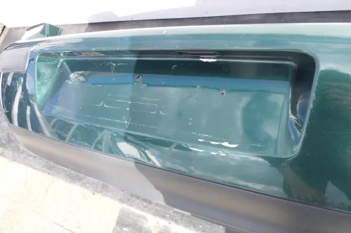 VW Golf 4 Limousine Stoßstange hinten Heckstoßstange Stoßfänger grün LC6M bright (147313)