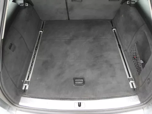 Audi A6 4F Kombi Avant Schiene Kofferraum Boden Halteschienen (147382)