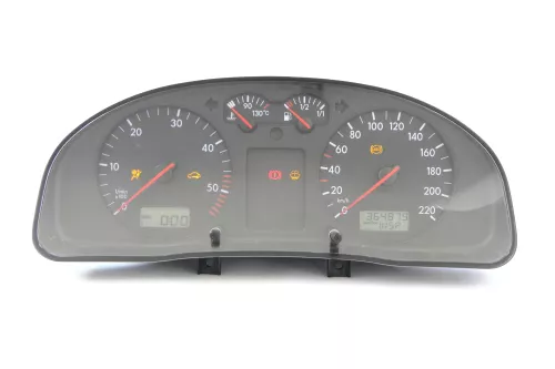 VW Passat 3B Tacho Tachometer Kombiinstrument 364.000km 3b1919880c Diesel TDI