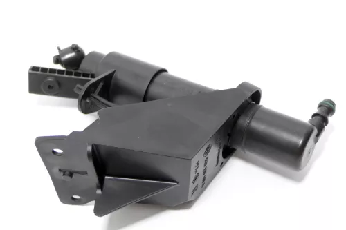 VW Polo 9N3 Halter für Düse Scheinwerferreininungsanlage SWR Wischwasser RECHTS (147427)