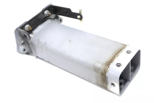 Audi A2 8Z Halter 8Z0805119 Längsträger vorne rechts 8Z0805109A Spitze Aufnahme (147502)