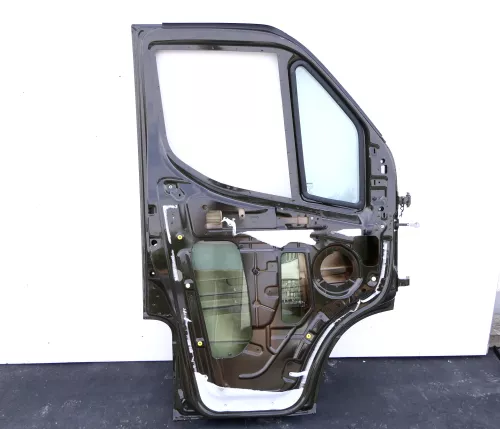 Iveco Daily 6 VI 7 VII Tür vorne links Fahrertür braun (UPS braun) ab 2015 Daily (147560)