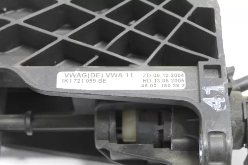 VW Golf 5 A3 8P Kupplungspedal Kupplung Pedal 1K1721059BE (147576)