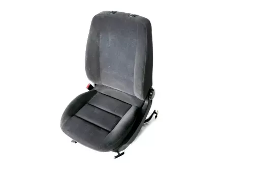 Audi A4 B5 Sitz Fahrersitz vorne links höhenverstellbar vorn (147623)