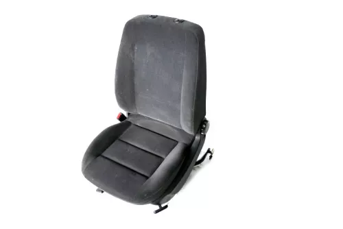 Audi A4 B5 Sitz Fahrersitz vorne links höhenverstellbar vorn (147623)