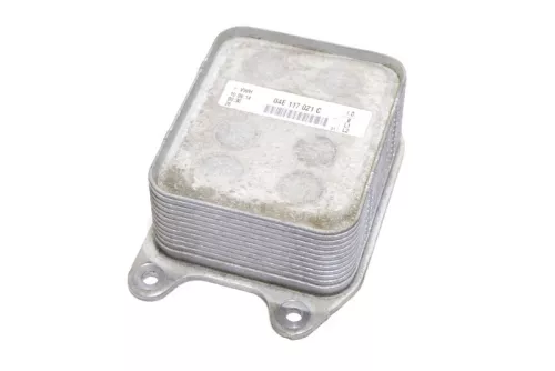 VW Passat Golf Ölkühler Halter 04E117021C CYVD