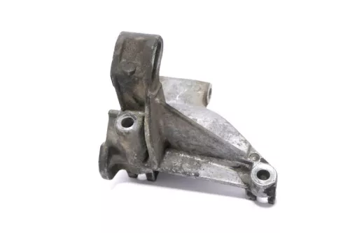 VW Golf Halter Konsole Lichtmaschine Servopumpe Träger 028145531C (147775)