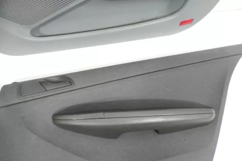 4 x Skoda Fabia 6Y Stufenheck Türverkleidung Verkleidung Tür vorn vorne links re (147778)