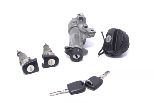 Fabia 5J Zündschloß Schloß Zündung 2x Schlüssel 2x Türschloß Tür Tankdeckel