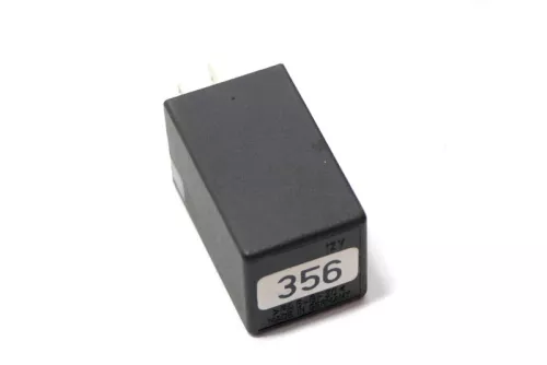 Audi A8 4D A6 4B Relais Steuergerät Servotronic 4D0907307 4D0907307 (147957)