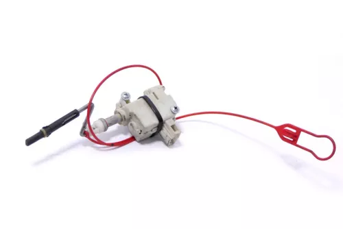 Audi Q7 4L Stellmotor Öffnen Tankklappe Tank Tankverschluß Notentriegelung (148097)