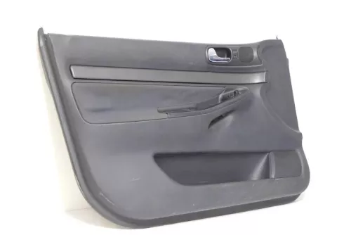 1x Audi A4 B5 Türverkleidung Verkleidung Tür vorne links (148144)