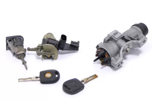 VW Polo 9N 9N3 Schloßsystem 1x Tür Heckschloß 2x Schlüssel Schloß Zündschloß (148155)