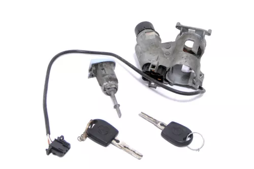 VW Lupo Arosa Schloßsystem 1x Türschloß links mit 2x Schlüssel Zündschloß  (148206)