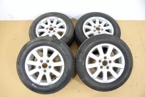 4x Passat 3C Golf Alufelgen Felgen Reifen 1K0601025A Sommerreifen Misano 5-6mm