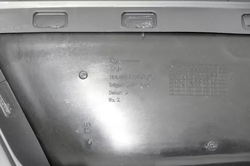 1x Golf 5 Limousine Türverkleidung Verkleidung Tür hinten rechts 4/5-Türer schwa (148439)