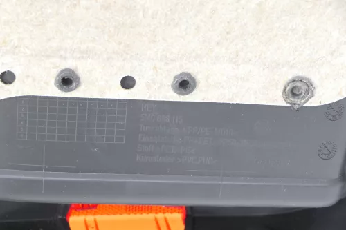 VW Golf Plus 5M 1x Türverkleidung Verkleidung Tür hinten links schwarz 5M0868073 (148486)