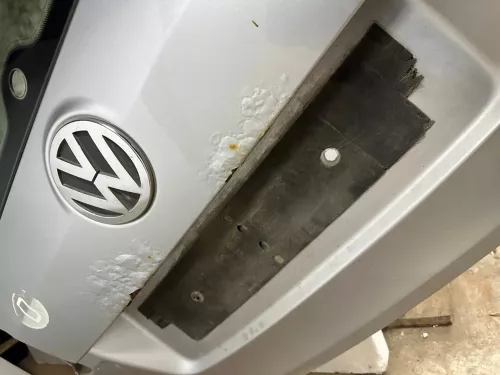 VW Golf Plus 5M Heckklappe hinten Kofferraumklappe Scheibe silber LA7W - ROST (148567)