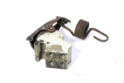 VW Passat Golf 1 2 Jetta Bremskraftregler Bremskraftminderer 357612151 (148592)