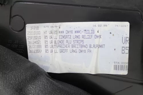 1x Audi A4 B5 Türverkleidung Verkleidung Tür vorne rechts (148610)