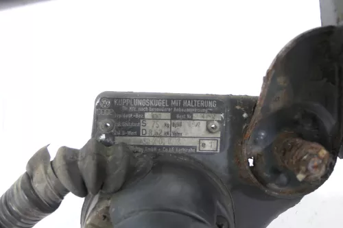 Audi A3 8L Anhängerkupplung abnehmbar original R349 042682 (148705)