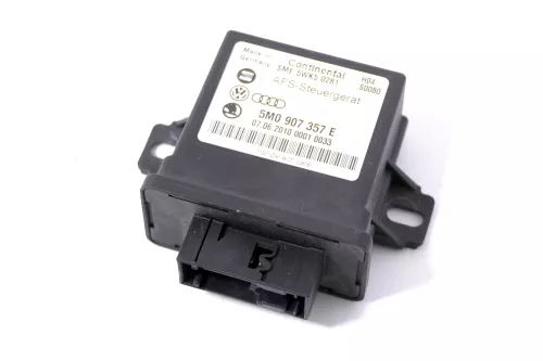 Passat 3C B8 automatische Leuchtweitenregulierung LWR Steuergerät 5M0907357E
