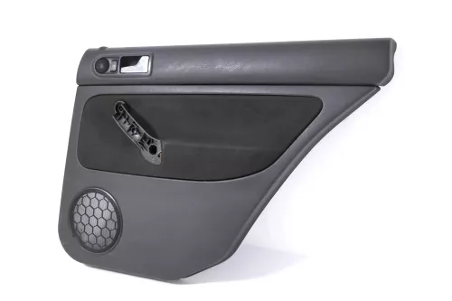 1x VW Golf 4 1J Kombi Türverkleidung Verkleidung Tür hinten rechts schwarz (148781)
