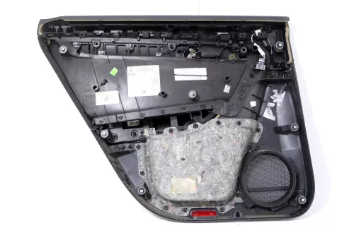 1x Passat 3C B7 Kombi Türverkleidung Verkleidung Tür hinten rechts schwarz (148812)