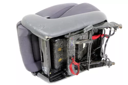 VW Sharan 7M Ford Galaxy 1x Sitz hinten rechts Rücksitz Sitz Kindersitz (148833)