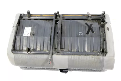 Caddy 3 2K Sitz Sitze Doppelsitzbank hinten links 1.Sitzreihe grau hinter Fahrer (148876)