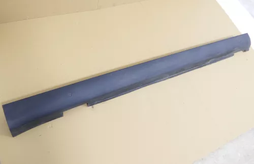 Altea 5P Blende Holm rechts unten Schweller Unterholmverkleidung schwarz (148907)